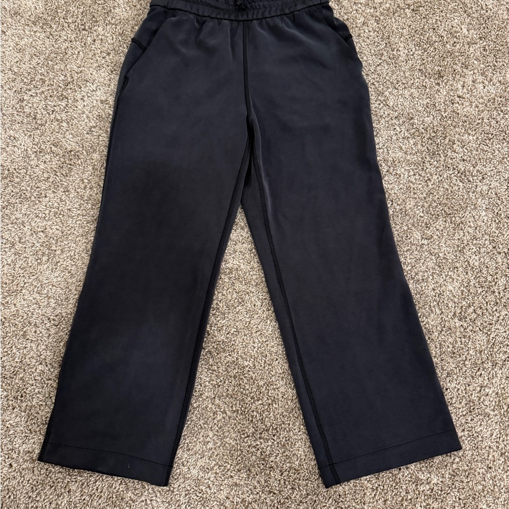 Lululemon Softstreme HR Straight Leg Crop 24